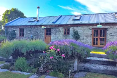 Image de Absolutely Gorgeous Cottage Rental near Queenstown for Romantic Getaways, South Island Nz