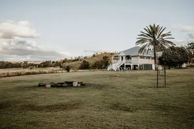 Image de Stunning Cabin with Fireplace Perfect for a Weekend Getaway from Brisbane