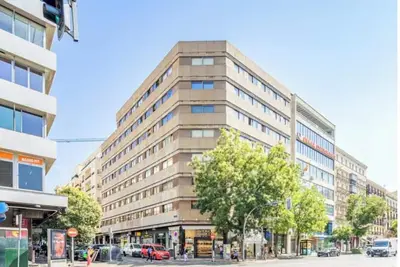 Image de Premium 4br Apartment in Madrid's Golden Salamanca District