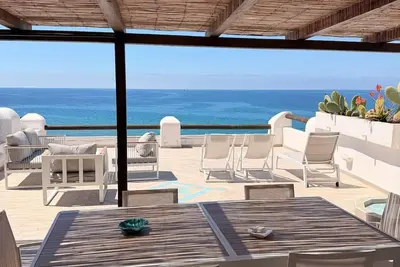 Image de Sea View apartment Ocean Cava dell'isola • Elowen