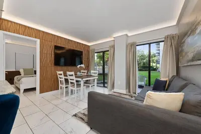 Image de The Enclave 2br near Universal, Pool & Gym
