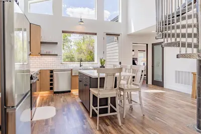 Image de New home in downtown Cody! 2 bed/2 bath + A/C!