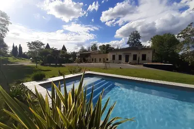 Image de Gîte Nature Ancien Pigeonier à 30 min de Bordeaux