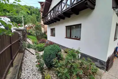 Image de Accommodation in Sovata-Băi - peace, comfort and a view of the forest!
