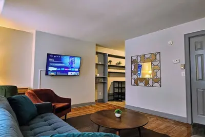 Image de Modern & Homey 1bd/1ba Fl 1 Apt @ Downtown Albany