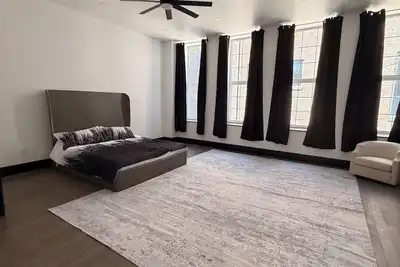 Image de Luxury 2 bedroom penthouse in Mount Vernon, Baltimore Md