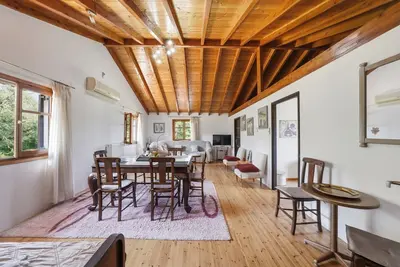 Image de Appartement « Casa Nova Olive Grove » avec vue sur la mer, Wi-Fi et climatisation