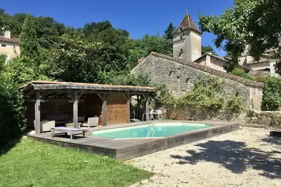 Image de Villa du Clocher – Confort, piscine et charme de l