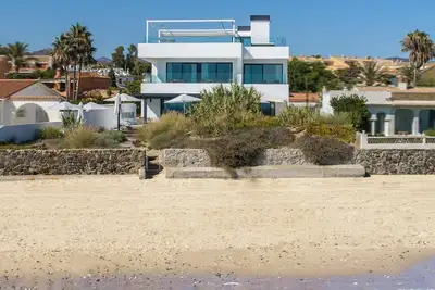 Image de Frontline Beach Costabella (r2576927)