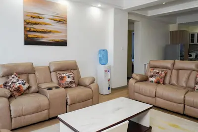 Image de Cozy 2bedroom apartment in beautiful Nairobi, wit gym, swimming pool & City views