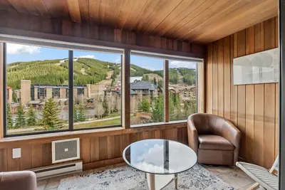 Image de Copper Mountain Escape w/ Panoramic Views, Skiing, and Year-Round Fun