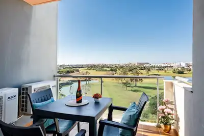 Image de AlmeriaSuite Palm Beach Golf & Pool 1302