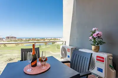 Image de AlmeriaSuite Palm Beach Golf & Pool 7302