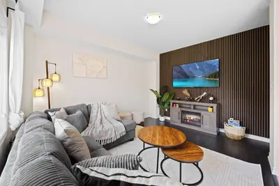 Image de 5br Detached ~100% Private and Spotless ~PingPong