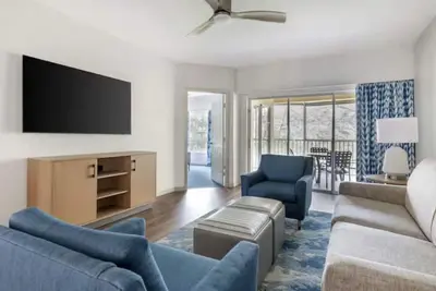 Image de Thoughtfully Prepared for Your Best Stay Yet! Outdoor Pool, Full Kitchen!