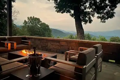 Image de Private Retreat, Sauna, Games, Theater-Grand Eagle