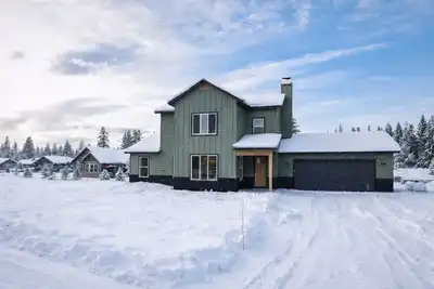 Image de Spacious 4-bedroom house in charming McCall with Ac