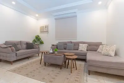 Image de 2-Br apart. in Al Marwa /10 Mins away from Airport