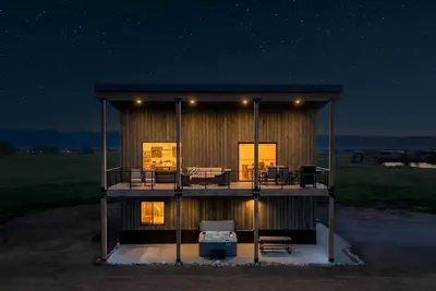 Image de Upper-Level Living, Stars, HotTub, Mtn Views, Pets
