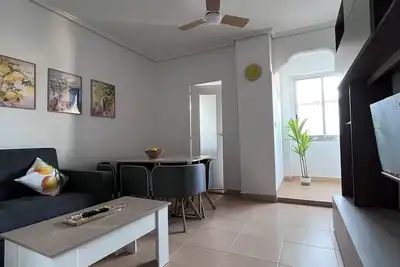Image de Bright apartment in Ruzafa near the Roig Arena and Cac | Up to 7 ppl(1 bathroom)
