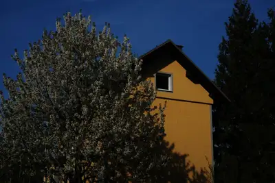 Image de Apartment on the upper floor.