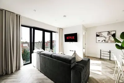 Image de 4-Guest North London | Piccadilly Line into Zone 1