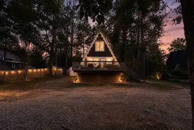 Image de The Nest A-Frame Cabin