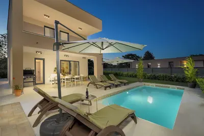 Villa 4m (Istria - Pula)