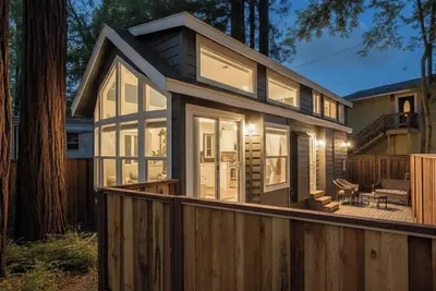 Image de Coming Soon! The Gilded Grove Cottage in Charming Guerneville
