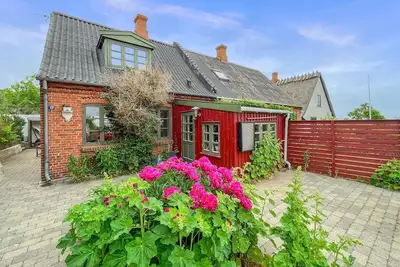 Image de 1 bedroom gorgeous home in Stege