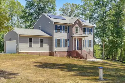 Image de On 4+ Acres! Modern Home w/ Lake Access in Orange