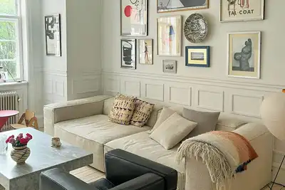 Image de Appartement élégant avec balcon près de Værnedamsvej