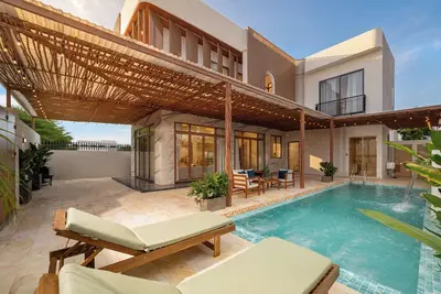 Image de Luxury Orient Golf Villa& Suite  5br near Golf
