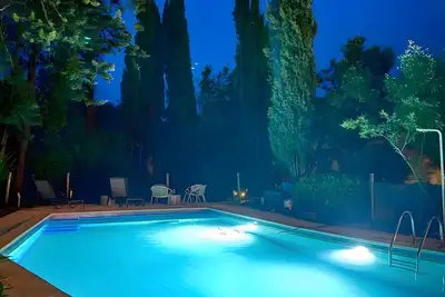 Image de Magnifique mas provencaux pour 15 ou 20 personnes