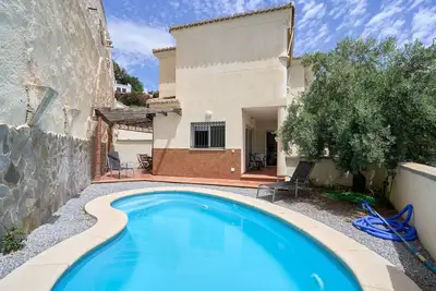 Image de Casa Mamá : Vue sur la mer, piscine privée et Wi-Fi sur la Costa Tropical