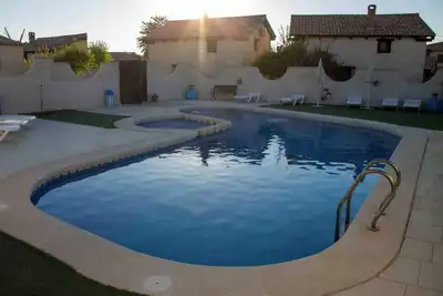 Image de Rural House in Lagunas de Ruidera - Sancho- Swimming pool-Barbecue-Jacuzzi -Pets