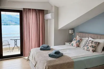 Image de Villa Lucija - Rooftop Apartment with Lake View