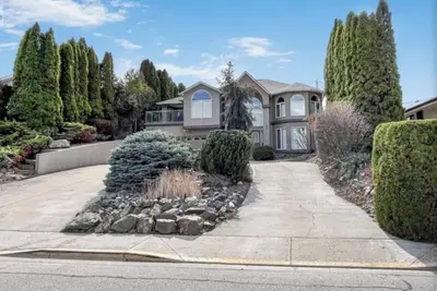 Image de Osoyoos Lake View Retreat | 1-Min Walk to Beach