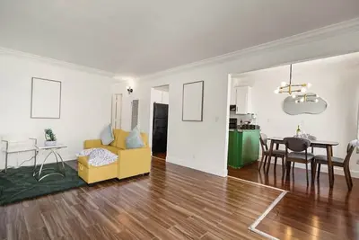 Image de -Stunning 2br w/Ocean, Mountain & Sunset Views