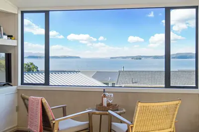 Image de The Bay House - Matakana Holiday Home