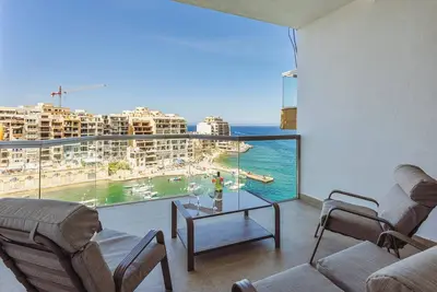 Image de Modern 2 Bedroom Seafront Escape