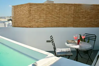 Image de The Petra Villa | Premium getaway blending modern luxury, authentic island charm