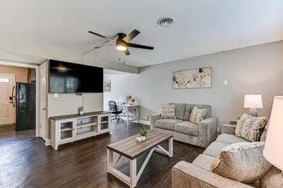 Image de 2 Bedroom Furnished Townhome Augusta 2482c