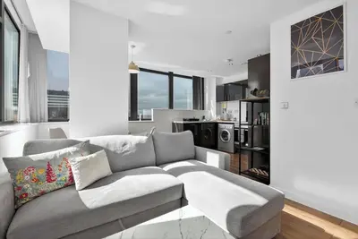 Image de 2bdr Apartment 2 Bathrooms Open Plan Kitchen