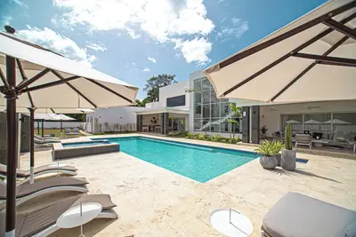 Image de Family Luxury Villas & Exclusive Vip Experience in the beach