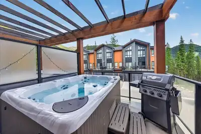Image de Stylish 3br at Panorama Resort / Hot Tub Retreat