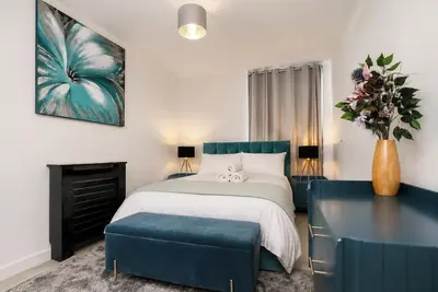 Image de Cosy | City  Centre Ap | Balcony | Free Parking
