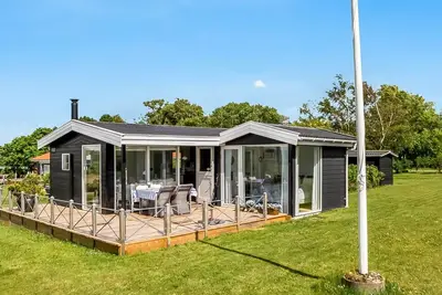 Image de \"Gustav\" - 50m from the sea by Interhome