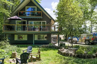 Image de Cottage by the Sea | King Bed + Hot Tub + Walkable Winery