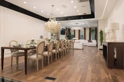Image de Stunning Gold Coast Home 12bd 6ba & Rooftop Patio